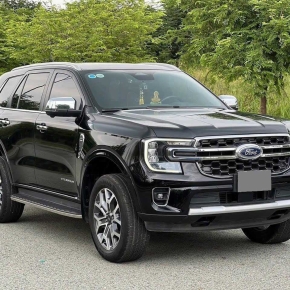 Xe Ford đời mới