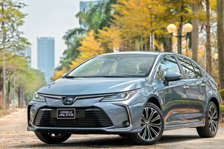 Xe Altis đời mới